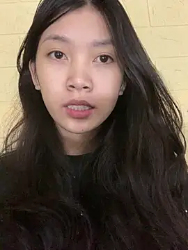 Snapshot of linh-lan1 chatting on 22, 10, 2025 linh-lan1 online show from 22, 10, 2025