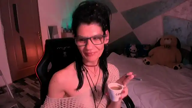 Snapshot of SweetSin40 chatting on 1, 6, 2026 SweetSin40 online show from 1, 6, 2026