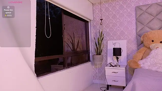 Snapshot of CARO_ADAMS1 chatting on 10, 2, 2026 CARO ADAMS1 online show from 10, 2, 2026