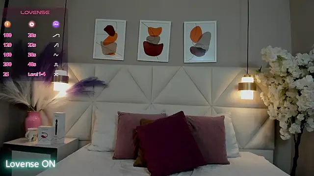 Ari lynn  online show from 11, 11, 2025