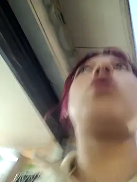 Snapshot of l0lita_sweet chatting on 16, 10, 2025 l0lita sweet online show from 16, 10, 2025