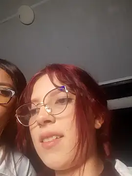 Snapshot of l0lita_sweet chatting on 24, 10, 2025 l0lita sweet online show from 24, 10, 2025