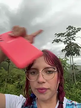 Snapshot of l0lita_sweet chatting on 3, 11, 2025 l0lita sweet online show from 3, 11, 2025