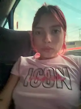 Snapshot of l0lita_sweet chatting on 9, 11, 2025 l0lita sweet online show from 9, 11, 2025