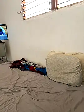 Snapshot of -Volcano- chatting on 27, 11, 2025 -Volcano- online show from 27, 11, 2025