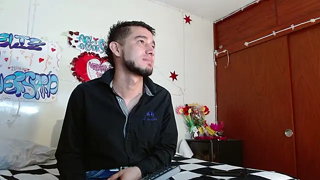 Snapshot of picante70_ chatting on 2, 3, 2026 picante70 online show from 2, 3, 2026