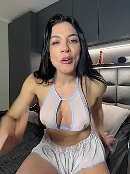 Snapshot of Kattefit chatting on 15, 6, 2026 Kattefit online show from 15, 6, 2026