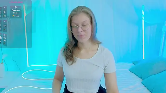 Angelie  Eyes online show from 18, 10, 2025