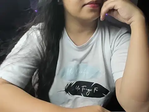 Snapshot of Divya68 chatting on 18, 10, 2025 Divya68 online show from 18, 10, 2025