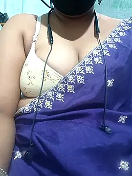 Snapshot of SX-ANA chatting on 22, 11, 2025 SX-ANA online show from 22, 11, 2025