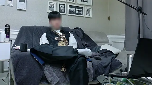 koreanboy2341 online show from 16, 2, 2026