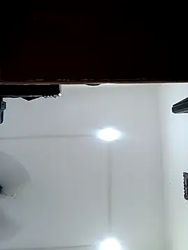 ITZ YUVIKA online show from 4, 11, 2025