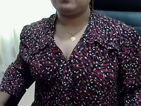 Snapshot of SexyRani2000 chatting on 4, 5, 2026 SexyRani2000 online show from 4, 5, 2026