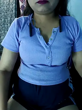 Snapshot of Model_Show01 chatting on 17, 11, 2025 Model Show01 online show from 17, 11, 2025