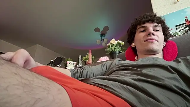 Jeremy1Scott online show from 14, 3, 2026