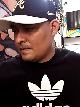 sexyandres 23 online show from 18, 4, 2026