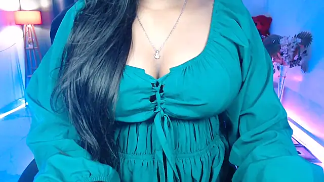 Snapshot of Rashiii_ chatting on 28, 4, 2026 Rashiii online show from 28, 4, 2026