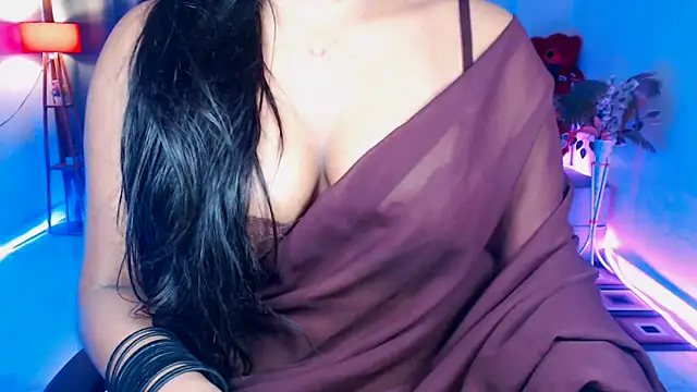 Snapshot of Rashiii_ chatting on 20, 5, 2026 Rashiii online show from 20, 5, 2026