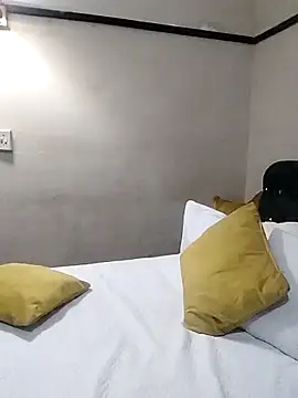 CaramelBoootie online show from 14, 4, 2026