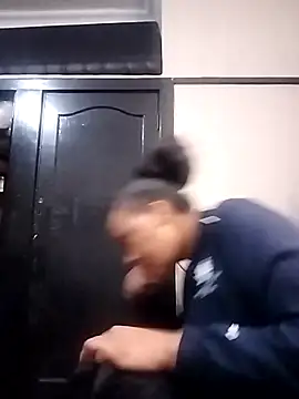 CaramelBoootie online show from 17, 4, 2026