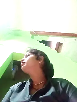 Karishma cute online show from 22, 10, 2025