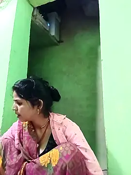 Karishma cute online show from 28, 11, 2025