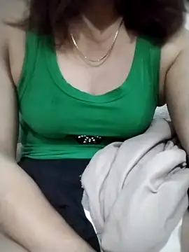 YiyinLy online show from 30, 10, 2025