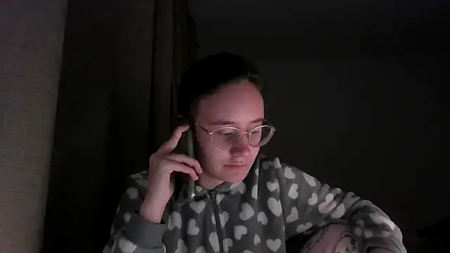 LuckySLove online show from 5, 1, 2026