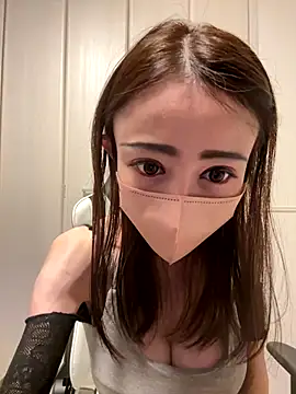 Snapshot of ericiii chatting on 11, 11, 2025 ericiii online show from 11, 11, 2025