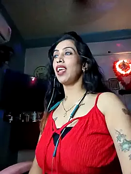 Snapshot of Darling_Annie chatting on 20, 11, 2025 Darling Annie online show from 20, 11, 2025