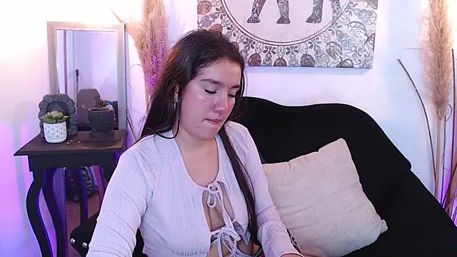 ZharaGag on u online show from 28, 11, 2025