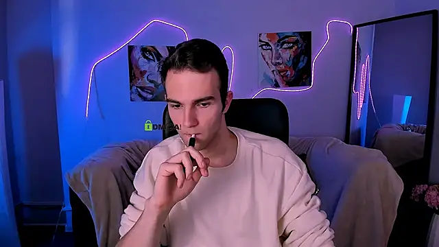 Snapshot of astren_villo chatting on 3, 2, 2026 astren villo online show from 3, 2, 2026