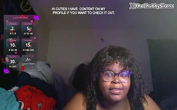 Snapshot of TheChubbySiren chatting on 16, 11, 2025 TheChubbySiren online show from 16, 11, 2025