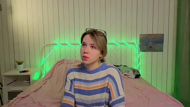 AlisiaEthen online show from 27, 11, 2025