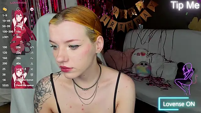 Snapshot of MeganNewCat chatting on 14, 6, 2026 MeganNewCat online show from 14, 6, 2026