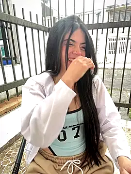 PamelaJonsom  online show from 6, 11, 2025