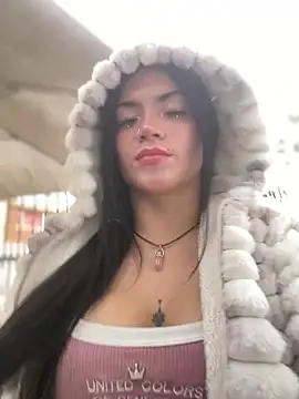 Snapshot of PamelaJonsom_ chatting on 23, 4, 2026 PamelaJonsom online show from 23, 4, 2026