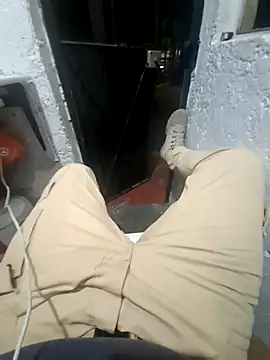 Snapshot of Raczos chatting on 18, 12, 2025 Raczos online show from 18, 12, 2025