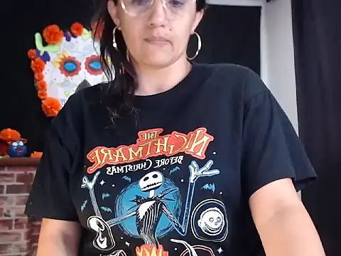 Snapshot of Lucyy_Naugthy chatting on 16, 11, 2025 Lucyy Naugthy online show from 16, 11, 2025