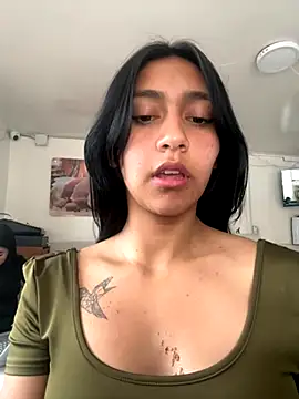 Snapshot of Nahomy_cute1 chatting on 6, 11, 2025 Nahomy cute1 online show from 6, 11, 2025