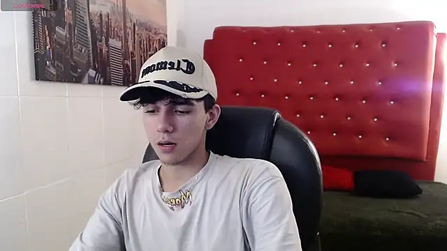 AmethystShadow17 online show from 1, 2, 2026