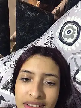 Snapshot of Aithana_Petite chatting on 17, 11, 2025 Aithana Petite online show from 17, 11, 2025