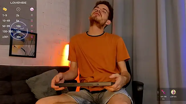 MATEO HUNTER online show from 31, 10, 2025