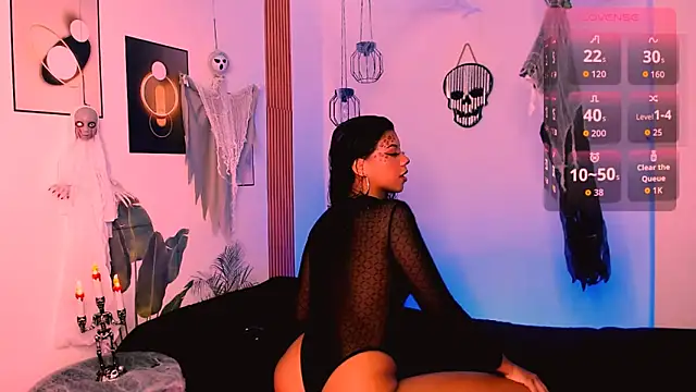 ivonyrose  online show from 20, 10, 2025