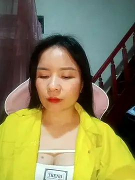 Listen-ly online show from 5, 11, 2025