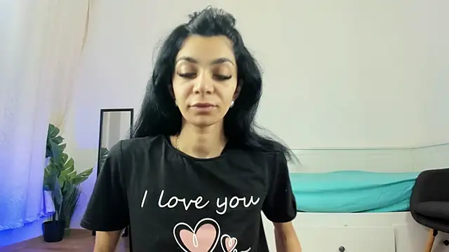 ReneeVoss online show from 8, 4, 2026