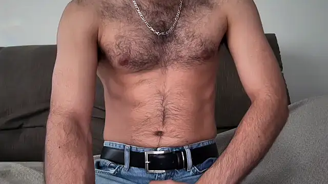 Snapshot of yournextguy chatting on 1, 7, 2026 yournextguy online show from 1, 7, 2026