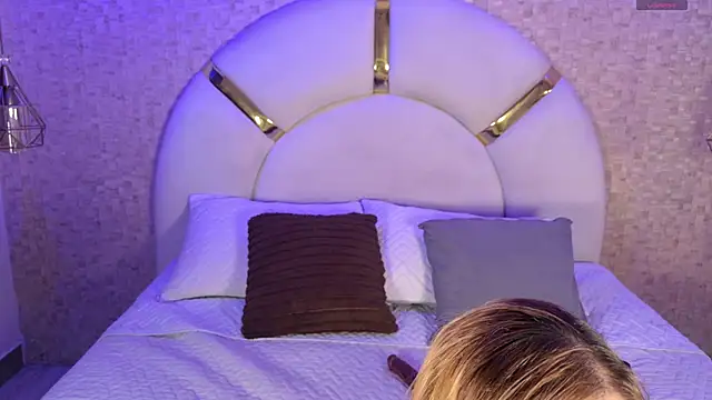 emmy rose25 online show from 14, 11, 2025