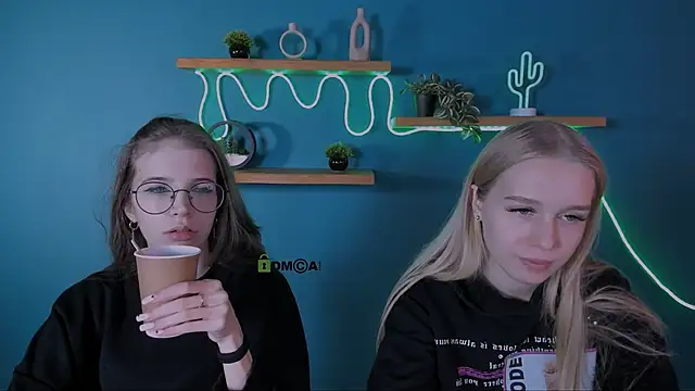 lulu fly  online show from 24, 10, 2025