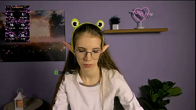 lulu fly  online show from 11, 11, 2025